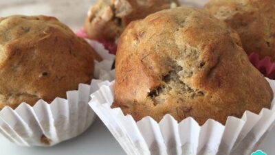 Receta casera de muffins de plátano económicos