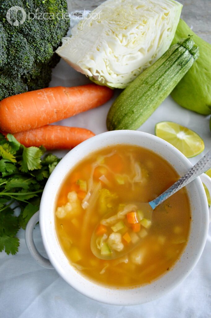 Receta fácil de sopa de verduras casera 1 Receta fácil de sopa de verduras casera